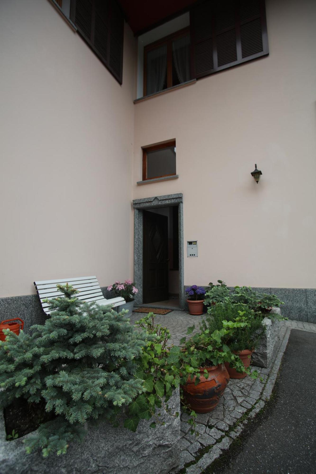 Le Ortensie Rooms Lovero Valtellino Exterior photo
